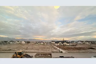 879 S Mathilda Dr #249, Saratoga Springs, UT 84045 - Photo 2