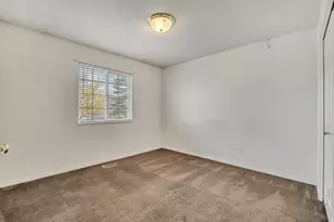 35 E 180 N, Orem, UT 84057 - Photo 16