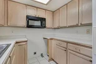 35 E 180 N, Orem, UT 84057 - Photo 8