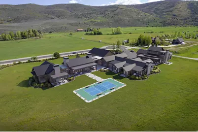 2225 Elk Meadows Cir, Woodland Hills, UT 84036 - Photo 2