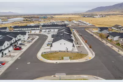 1938 N Blue Iris Ave, Tooele, UT 84074 - Photo 22