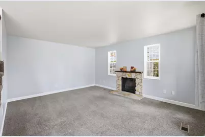 22 Creekside Ln, Centerville, UT 84014 - Photo 6