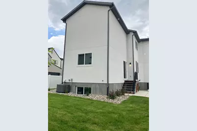 352 E Mistilake Ln #20, Draper, UT 84020 - Photo 2