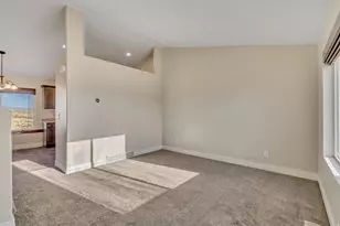 264 W Rocky Crk Wy, Saratoga Springs, UT 84045 - Photo 4