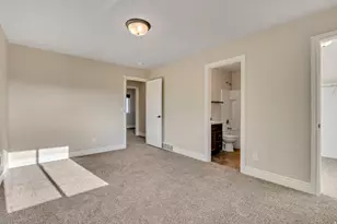 264 W Rocky Crk Wy, Saratoga Springs, UT 84045 - Photo 12