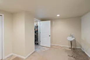 353 Florentine Ln, Centerville, UT 84014 - Photo 20