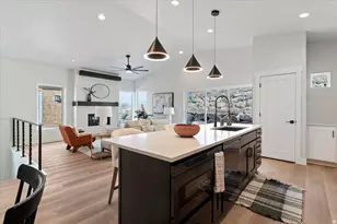 1582 E Maddies Cv, Ogden, UT 84404 - Photo 10