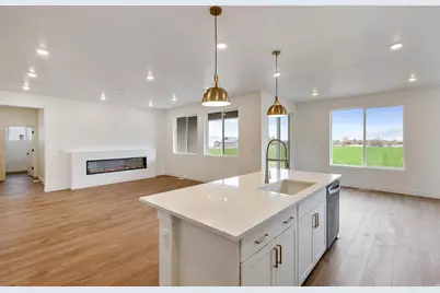 1033 E 250 S #18, Salem, UT 84653 - Photo 16