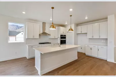 1033 E 250 S #18, Salem, UT 84653 - Photo 10