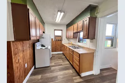 333 W Railroad Ave, Price, UT 84501 - Photo 8