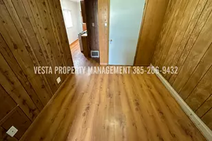 471 E 22nd St S, Ogden, UT 84401 - Photo 10