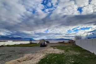 243 W Cowdery Dr, Grantsville, UT 84029 - Photo 42