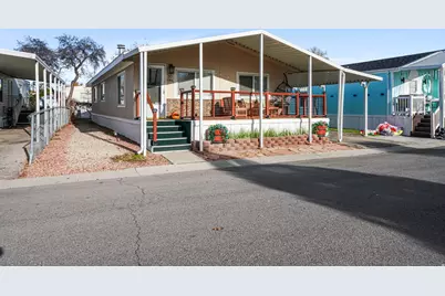 1264 W Canary St, Salt Lake City, UT 84123 - Photo 2