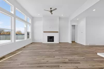 2727 N 3225 W #201, Plain City, UT 84404 - Photo 16