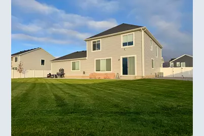 1158 S 650 E, Hyrum, UT 84319 - Photo 2