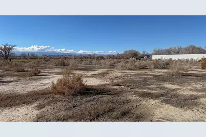 418 S 100 E, Wellington, UT 84542 - Photo 22