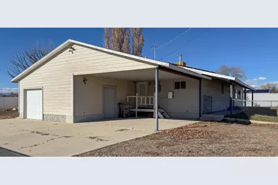 418 S 100 E, Wellington, UT 84542 - Photo 24