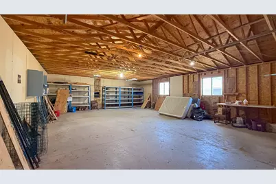 418 S 100 E, Wellington, UT 84542 - Photo 22