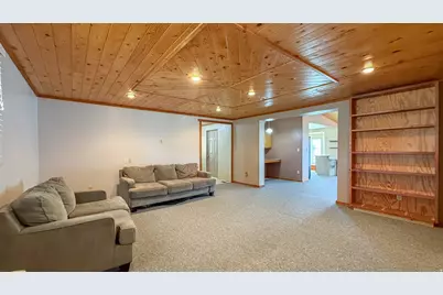 418 S 100 E, Wellington, UT 84542 - Photo 2