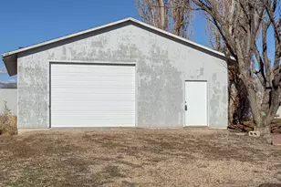 418 S 100 E, Wellington, UT 84542 - Photo 20