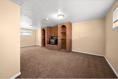 975 N Garnet St, Layton, UT 84041 - Photo 18