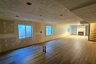 9095 S 1150 W, West Jordan, UT 84088 - Photo 10