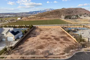 387 E Chateau Meadows Circle, Washington, UT 84780 - Photo 1