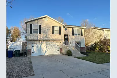 422 W Meadowbrook Dr, Ogden, UT 84404 - Photo 2