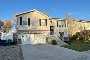 422 W Meadowbrook Dr, Ogden, UT 84404 - Photo 2
