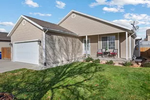 1803 E Revere Way N, Eagle Mountain, UT 84005 - Photo 4