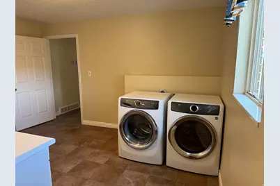 397 N Wendy Dr, Torrey, UT 84775 - Photo 40