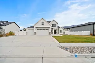 2442 W 2850 N, Farr West, UT 84404 - Photo 2