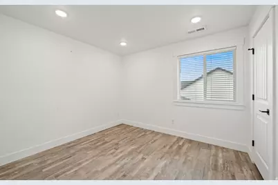 2442 W 2850 N, Farr West, UT 84404 - Photo 32