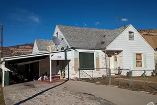 333 Denver Ave, East Carbon, UT 84520 - Photo 2
