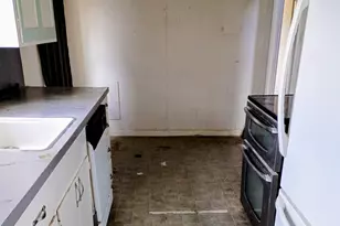 333 Denver Ave, East Carbon, UT 84520 - Photo 12