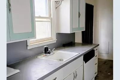 333 Denver Ave, East Carbon, UT 84520 - Photo 8