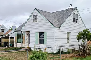 333 Denver Ave, East Carbon, UT 84520 - Photo 2