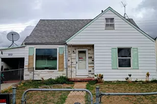 333 Denver Ave, East Carbon, UT 84520 - Photo 2