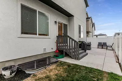 4819 E Breezy Patch Rd, Eagle Mountain, UT 84005 - Photo 34