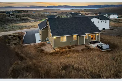 322 W Chukar Cir #13, Garden City, UT 84028 - Photo 2