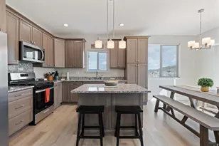 322 W Chukar Cir, Garden City, UT 84028 - Photo 10