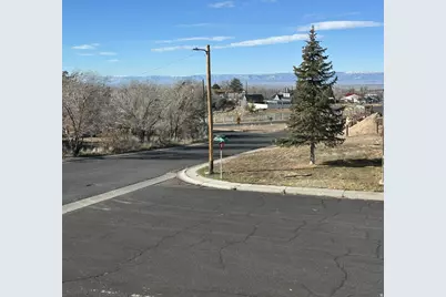 319 Carson Ave, East Carbon, UT 84520 - Photo 22