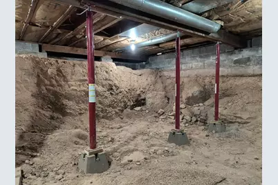 319 Carson Ave, East Carbon, UT 84520 - Photo 28