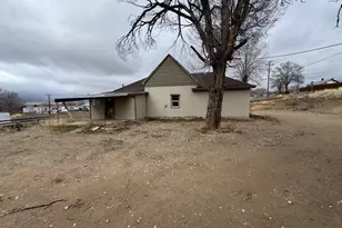 215 W 200 N, Moroni, UT 84646 - Photo 4