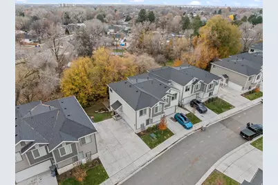 645 S Plum Creek Ln, Ogden, UT 84404 - Photo 32