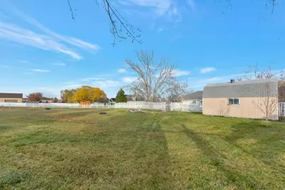 14534 S 2700 W, Bluffdale, UT 84065 - Photo 8