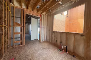 5632 W Hawthorn Ln, Herriman, UT 84096 - Photo 4