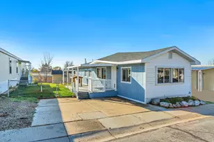 1239 W 400 N, Clearfield, UT 84015 - Photo 2