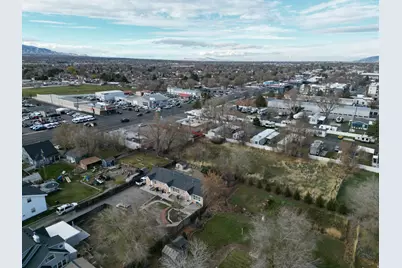 8475 S State St, Sandy, UT 84070 - Photo 16