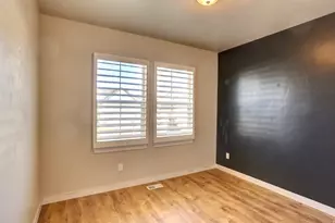 271 E Echo Ledge Dr S, Saratoga Springs, UT 84045 - Photo 24